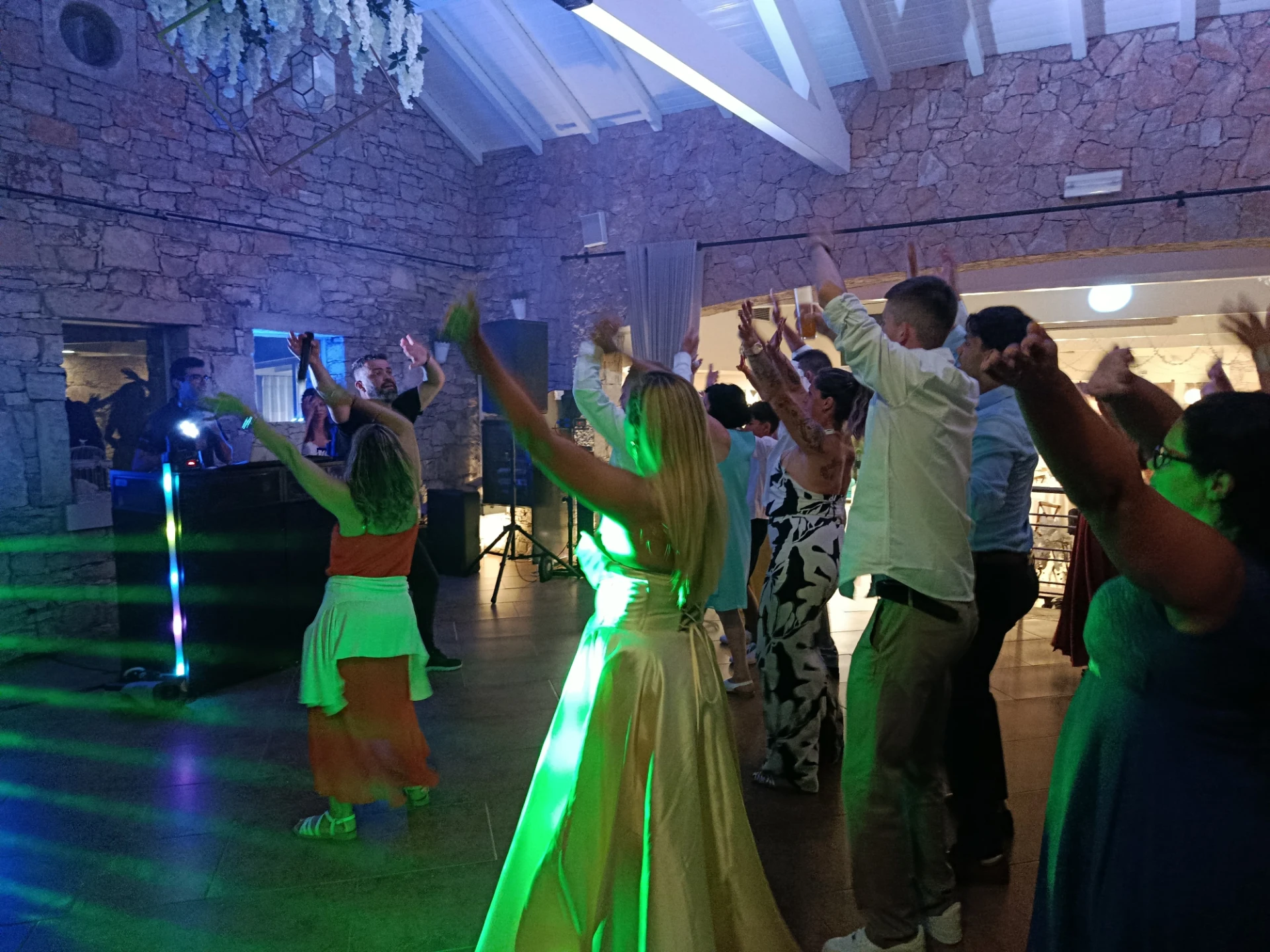 Foto de capa de Marco S. Eventos & Wedding DJ