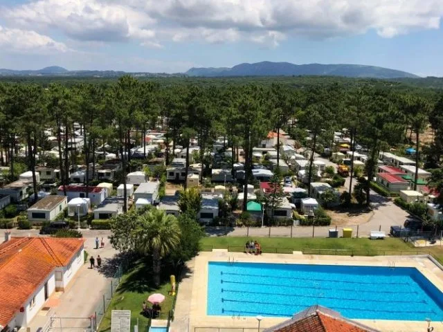 Foto 1 de Parque Valbom
