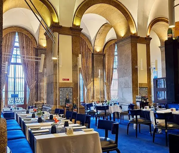 Restaurante "O Comercial" - Palácio da Bolsa em Porto