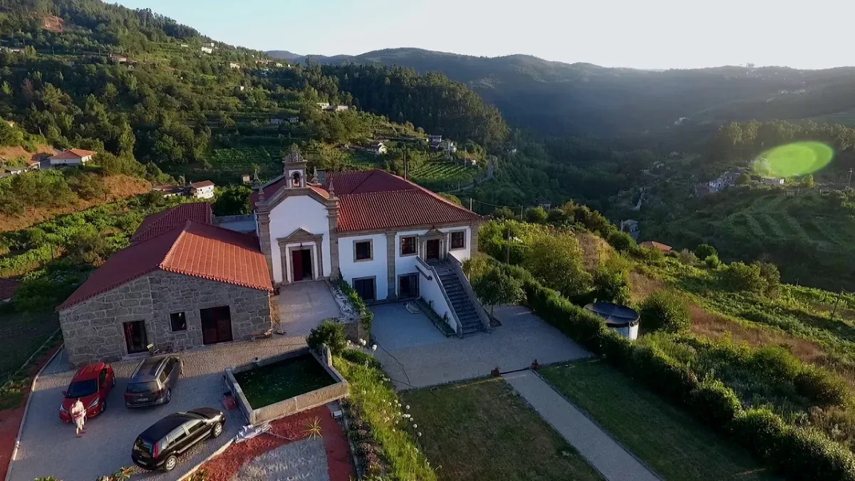 Foto 2 de Douro Miragaia Hotel
