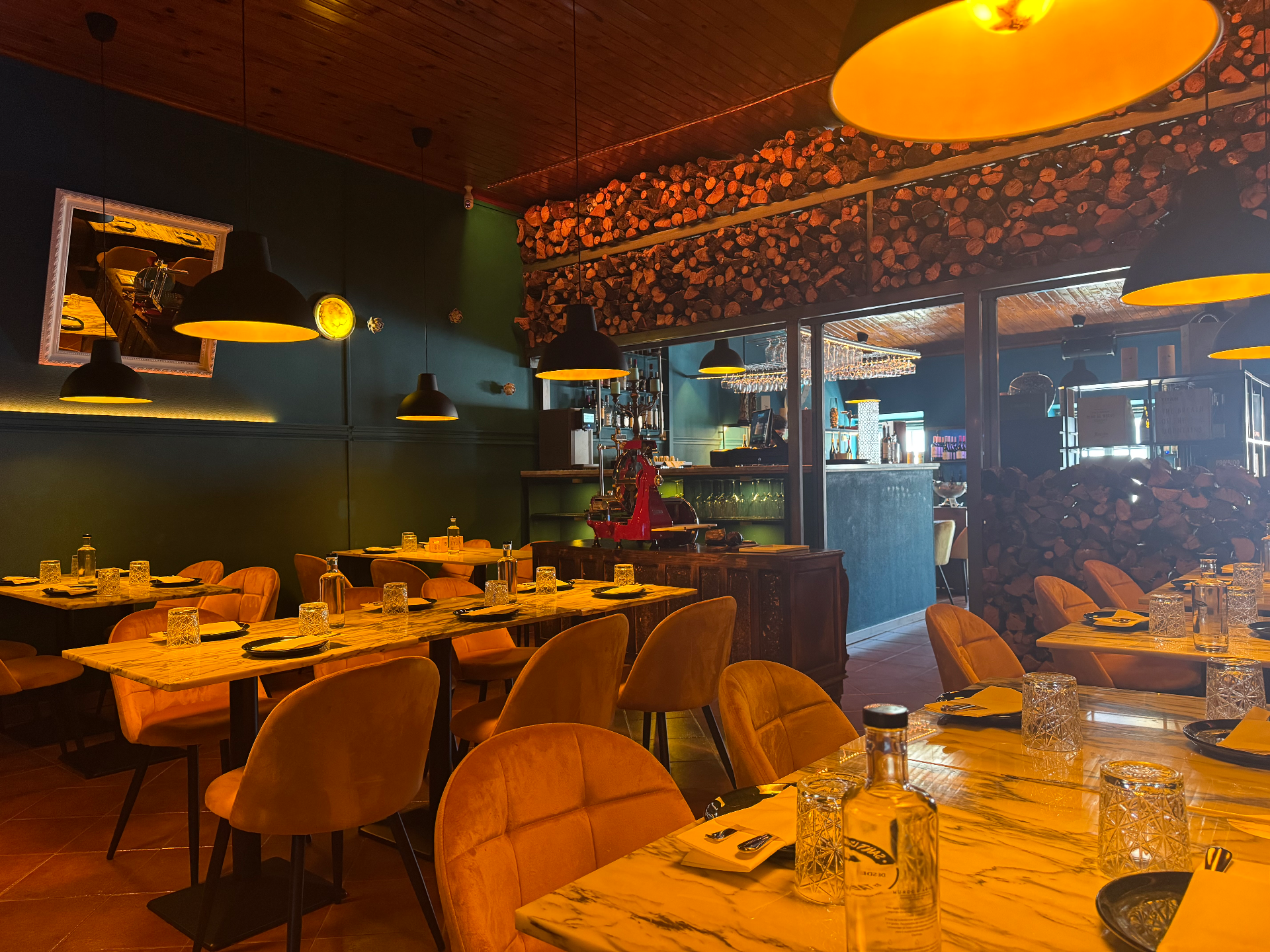 Santuário da Carne by Taberna do Lopes em Alhandra, Lisboa